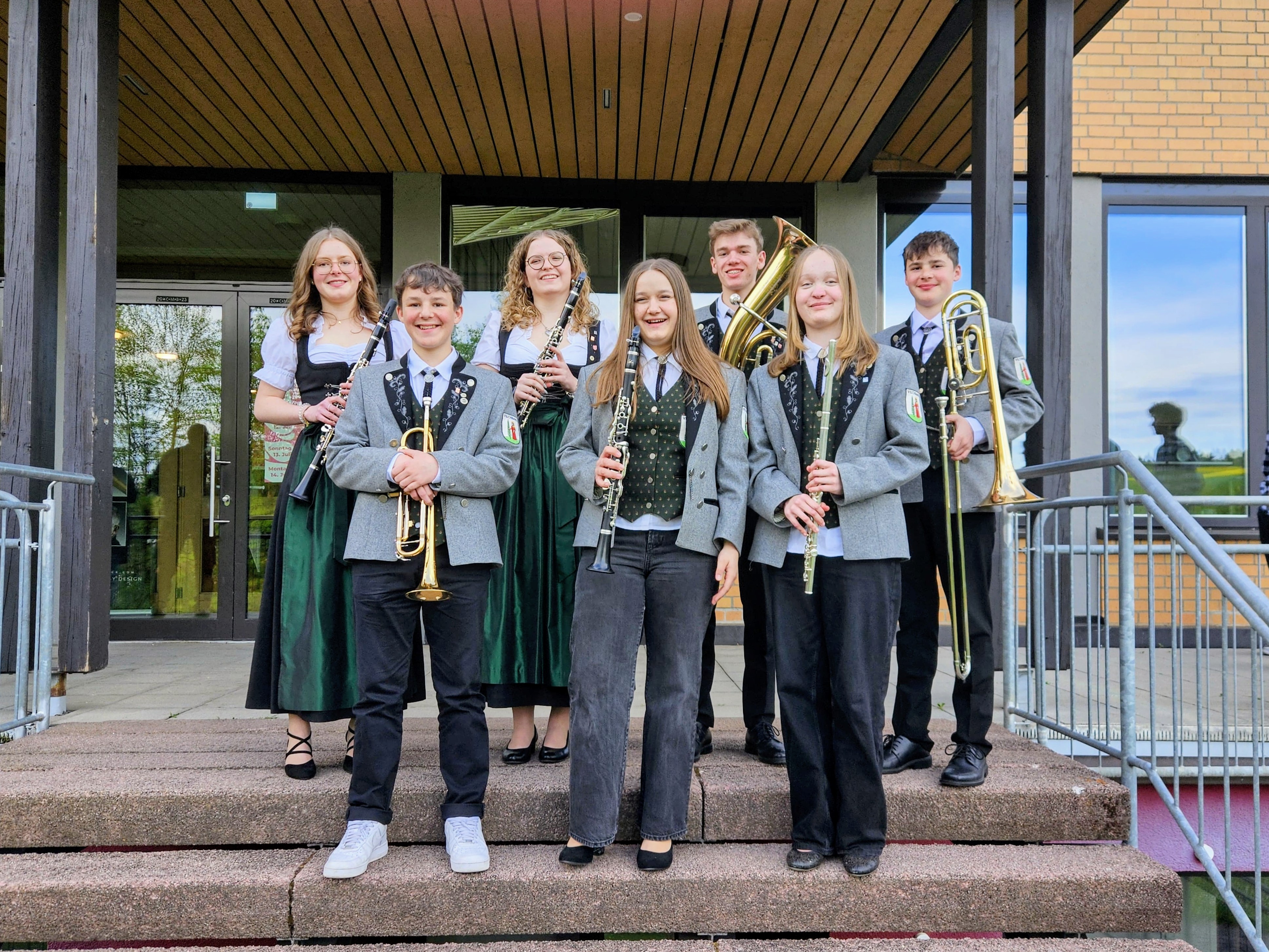 Unsere sieben Jungmusiker*innen